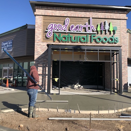 concrete-pour-front-of-natural-foods-store