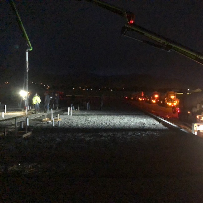 night-concrete-pour-with-pumper